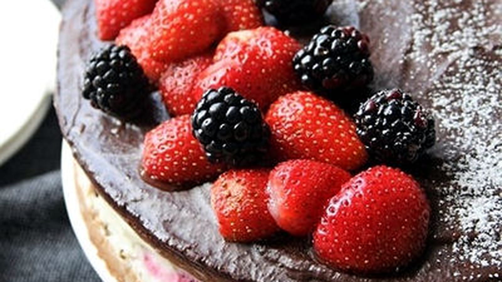 Gâteau aux mûres et sa mousse à la menthe sans gluten
