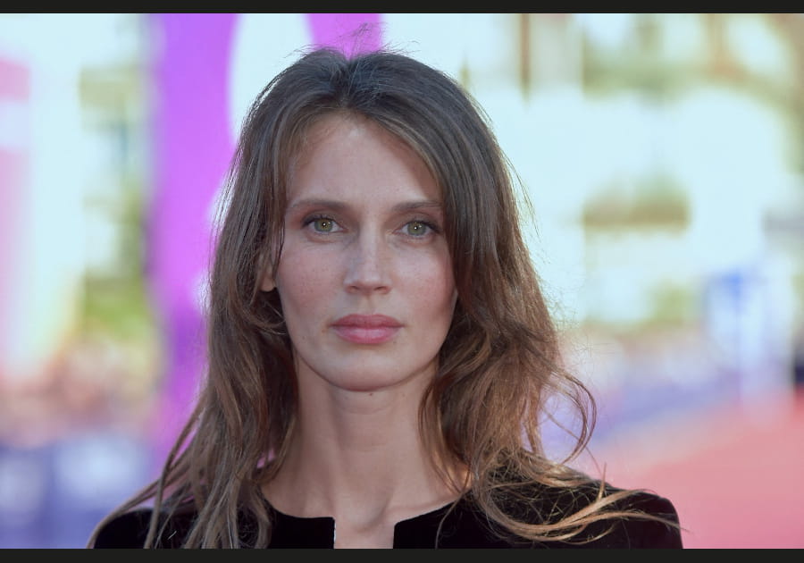 Le make-up frais de Marine Vacth