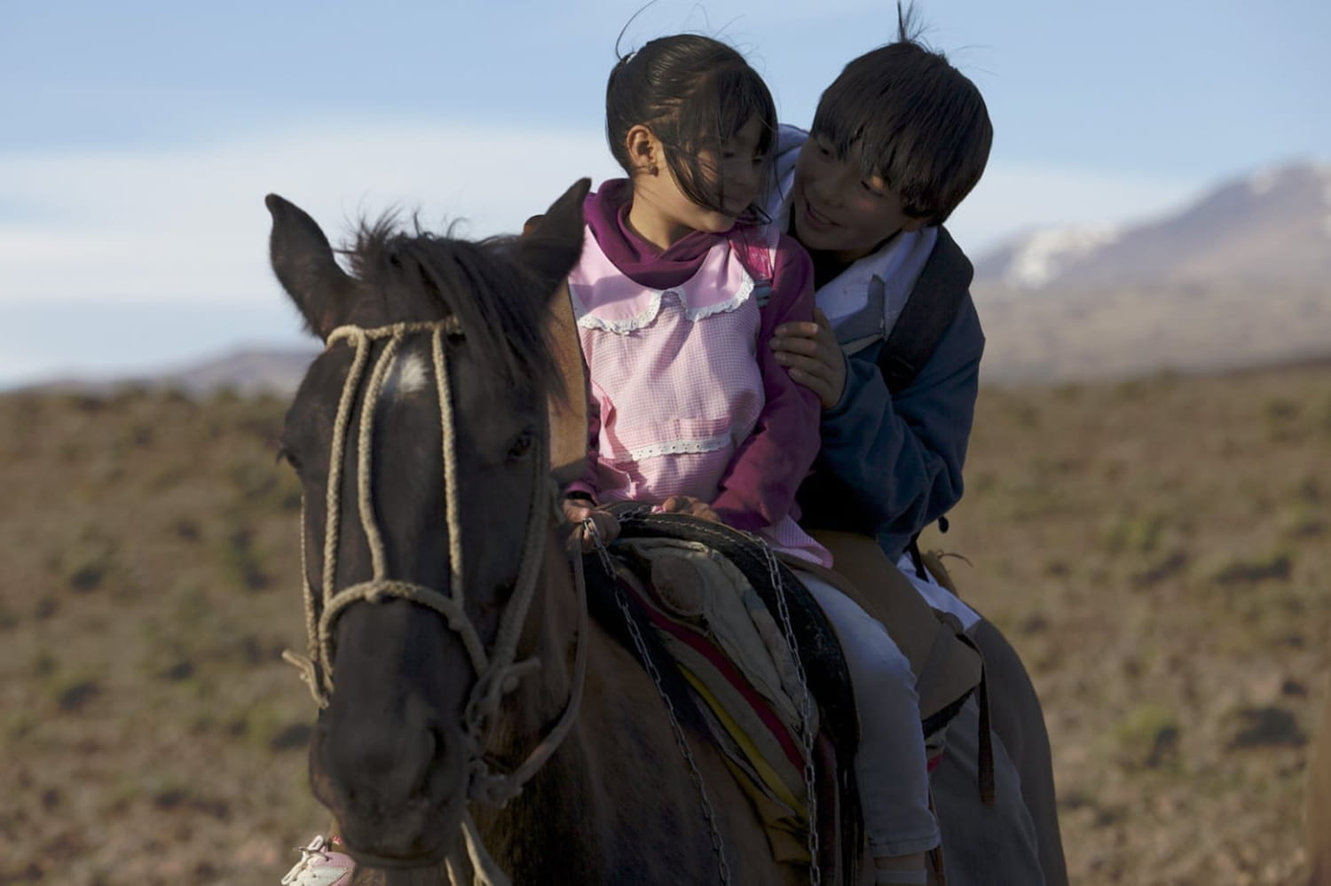 Ce soir à la TV : "Sur le chemin de l'école" ou "L'homme qui murmurait à l'oreille des chevaux"