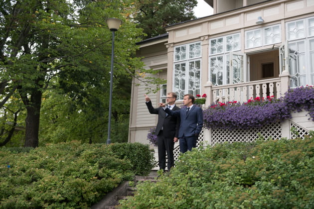 En visite &agrave; la r&eacute;sidence Kes&auml;ranta, la demeure du Premier ministre finlandais