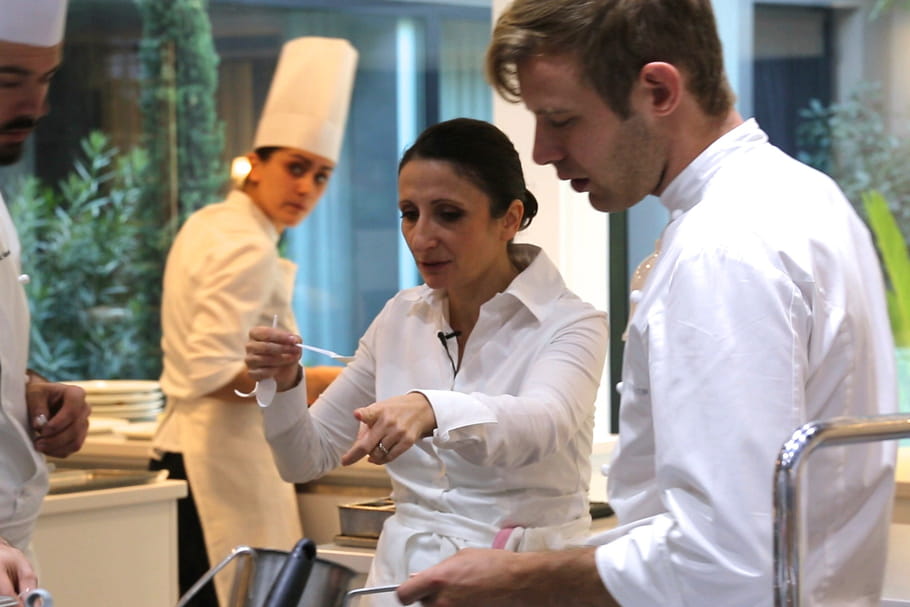 À la recherche des femmes chefs : à la rencontre de Vérane Frédiani