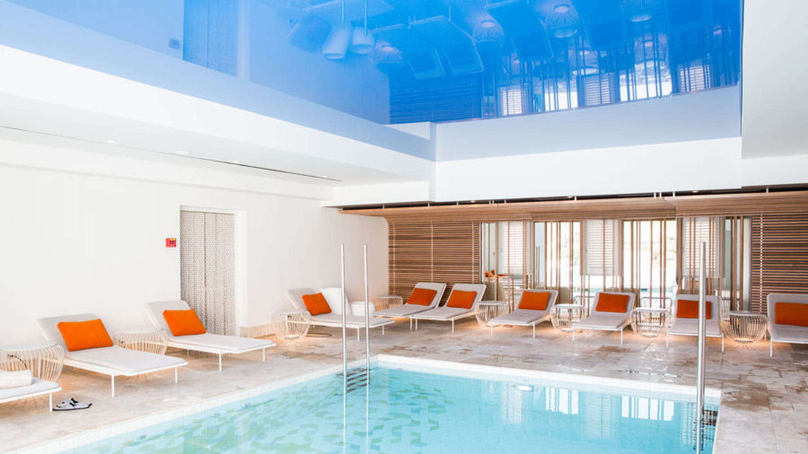 La piscine intérieure