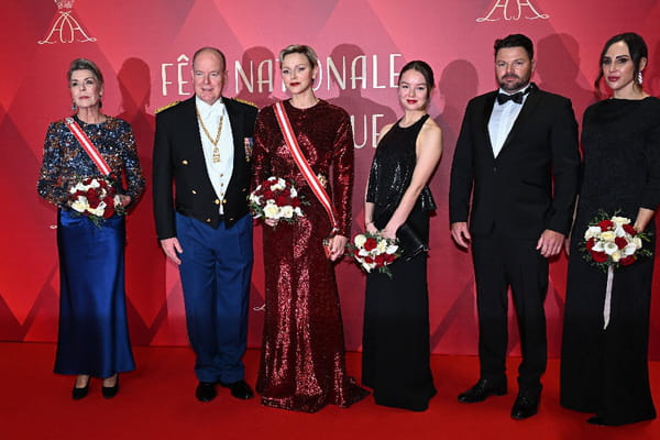 caroline-de-monaco-look