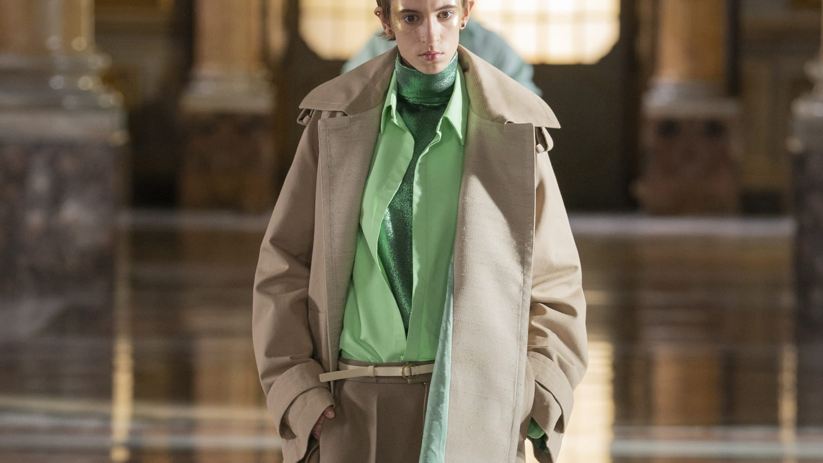 Look 28