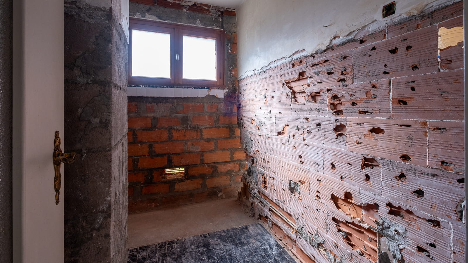 Salle de bains avant