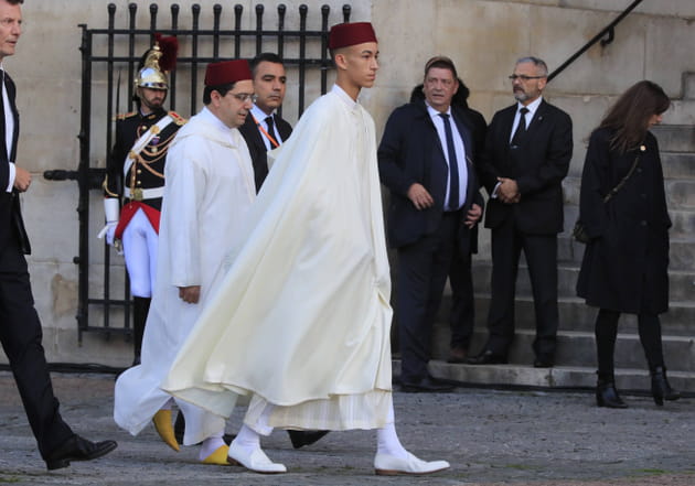 Le roi du Maroc n'a pas pu venir pour "raison de sant&eacute;"&nbsp;: c'est son fils qui l'a repr&eacute;sent&eacute;