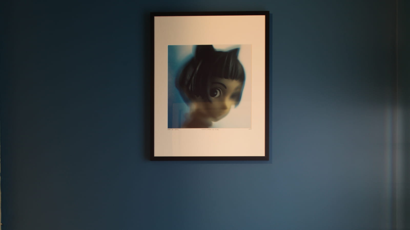 Mur bleu gris