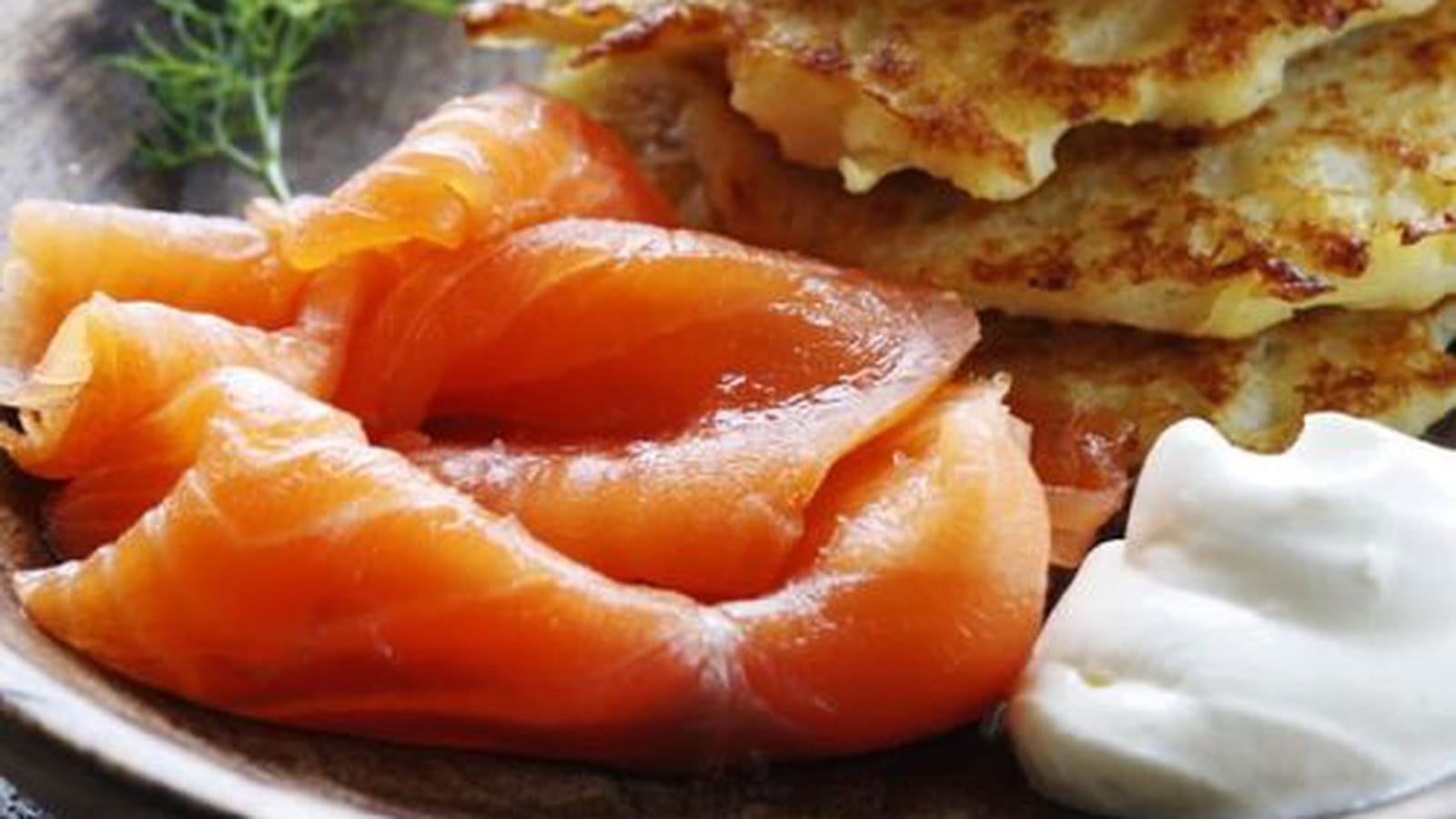 Saumon fumé irlandais aux galettes de pommes de terre