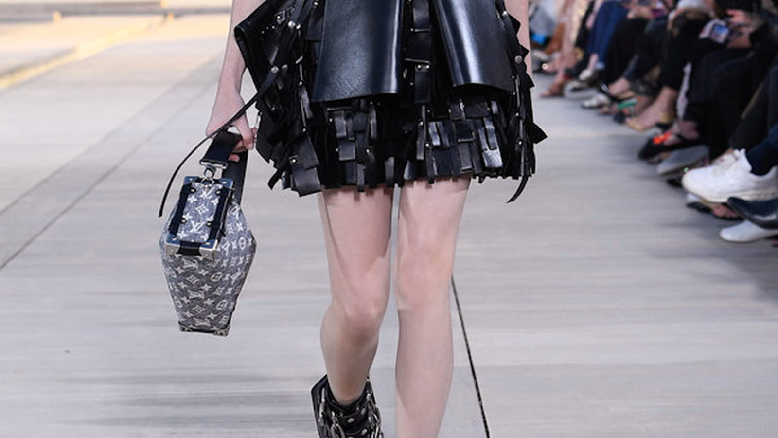 Look 38