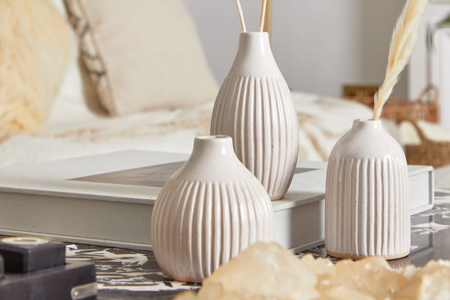 PrettyLittleThing habille la maison avec une nouvelle gamme déco