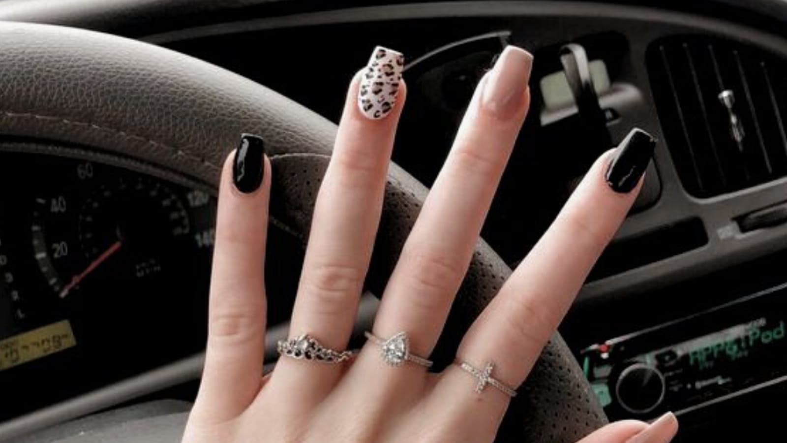 Des ongles ballerine esprit animal