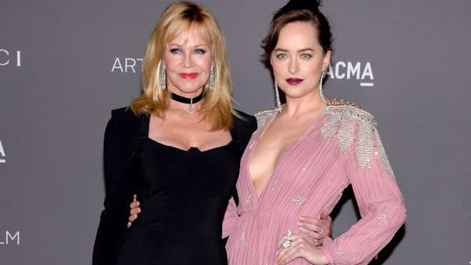 Melanie Griffith et Dakota Johnson le 4 novembre 2017