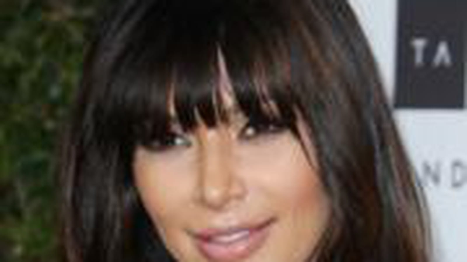 Kim Kardashian avec frange 