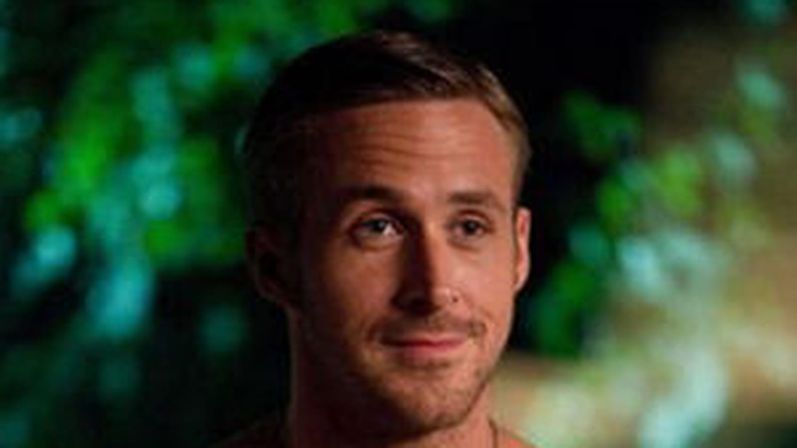 Ryan Gosling, avec moustache