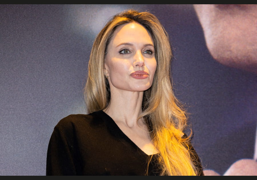 Le brushing souple d'Angelina Jolie
