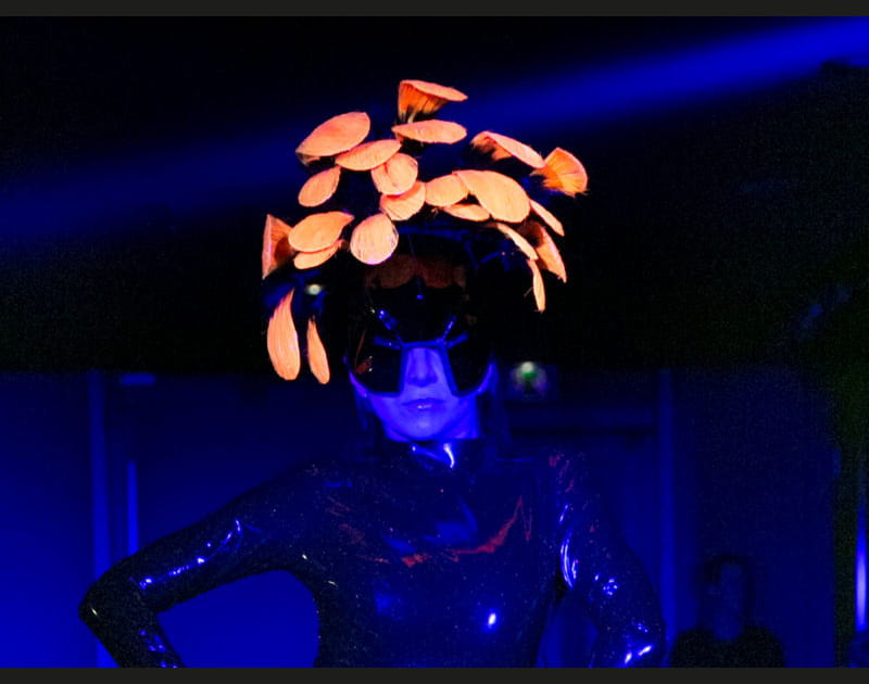 D&eacute;fil&eacute; Charlie Le Mindu&nbsp;: la coiffure champignon