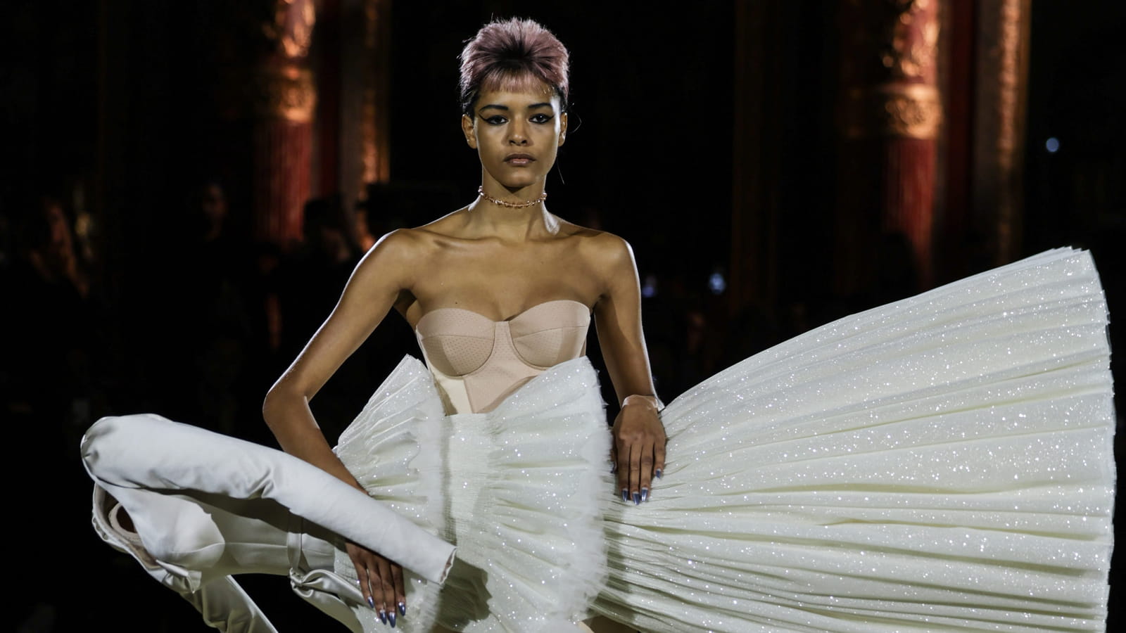 Look 12
