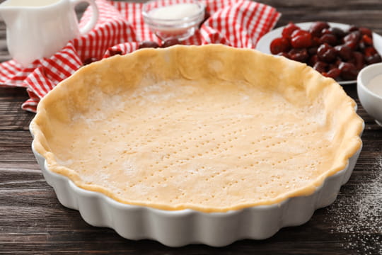 &quot;Je fais cette p&acirc;te pour la plupart de mes tartes, elle est inratable&quot; - la recette sans beurre et sans temps de repos