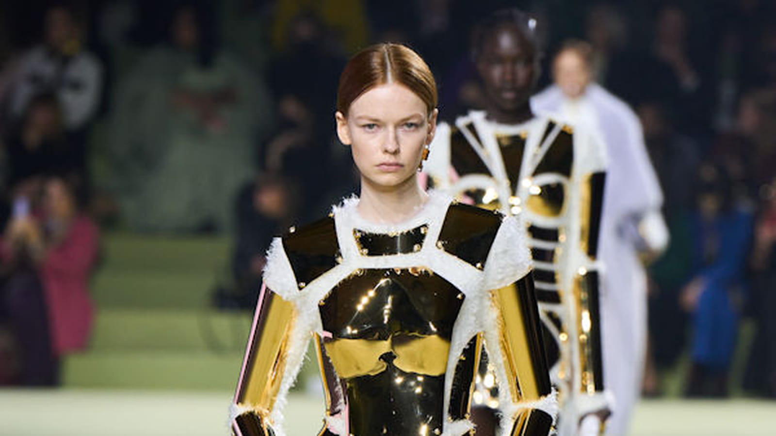 Look 9