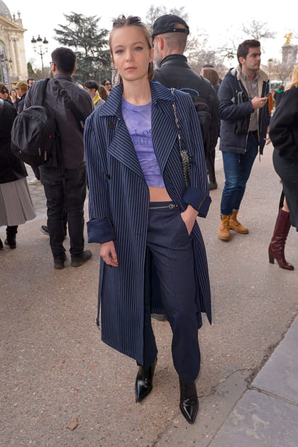 Diane Rouxel en top violet Paco Rabanne