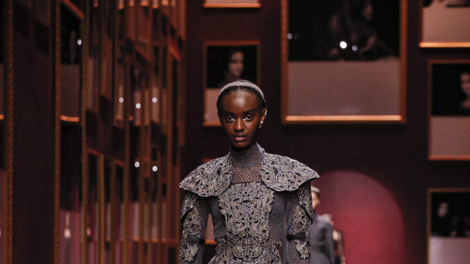 Look 23