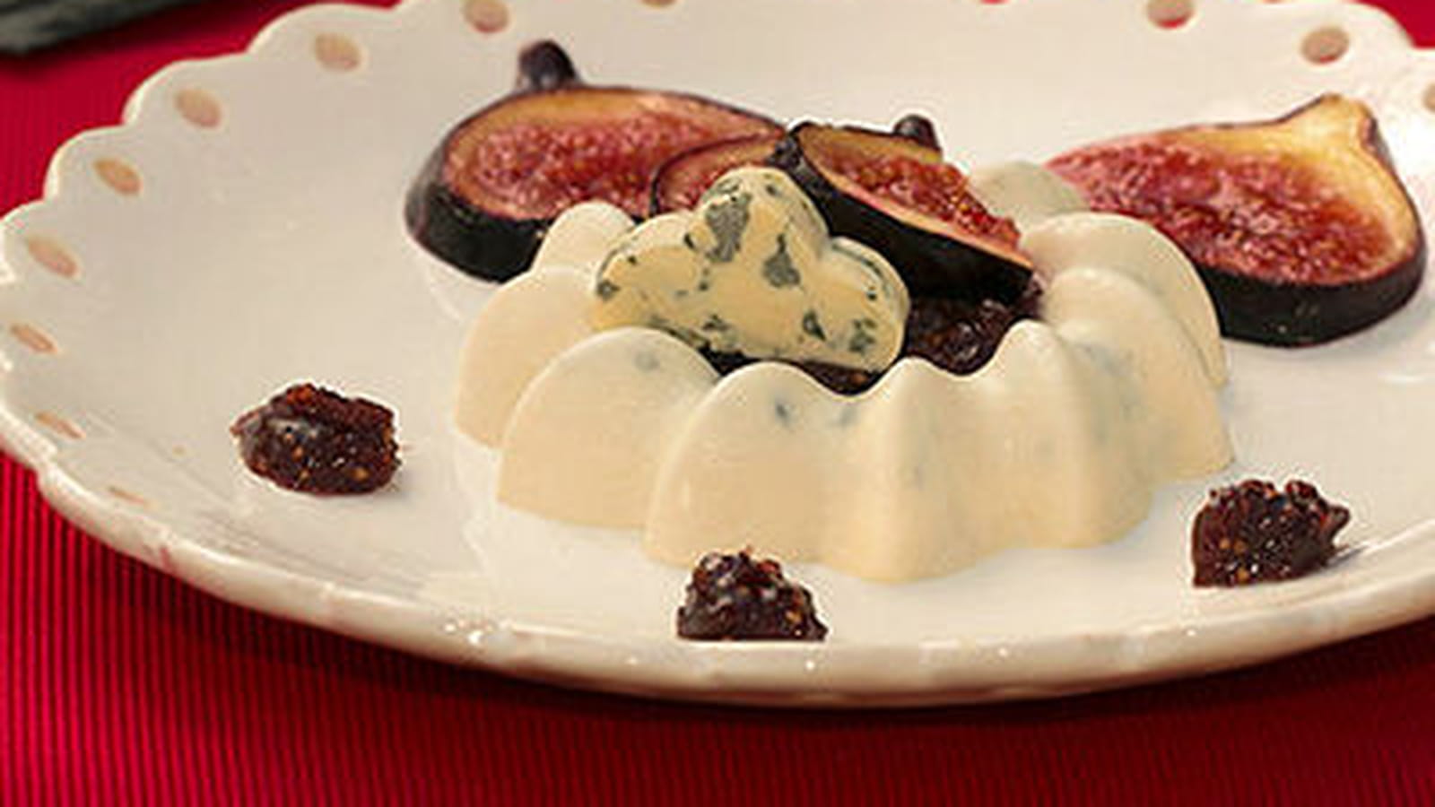 Panna cotta à la Fourme d’Ambert, figues rôties