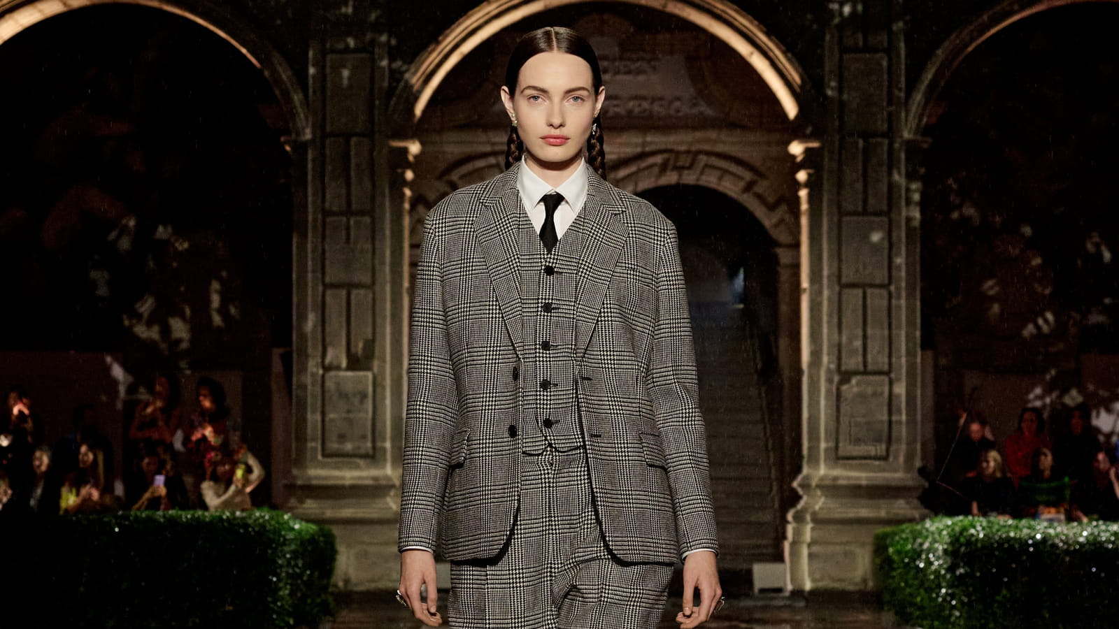 Look 36