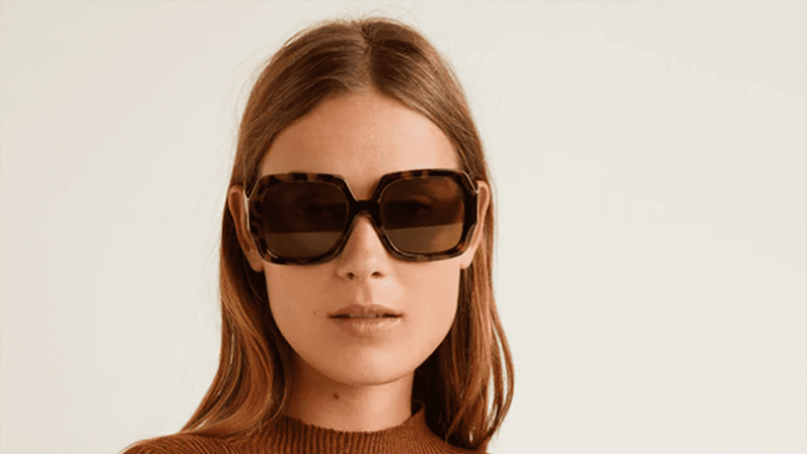 Lunettes de soleil en plastique