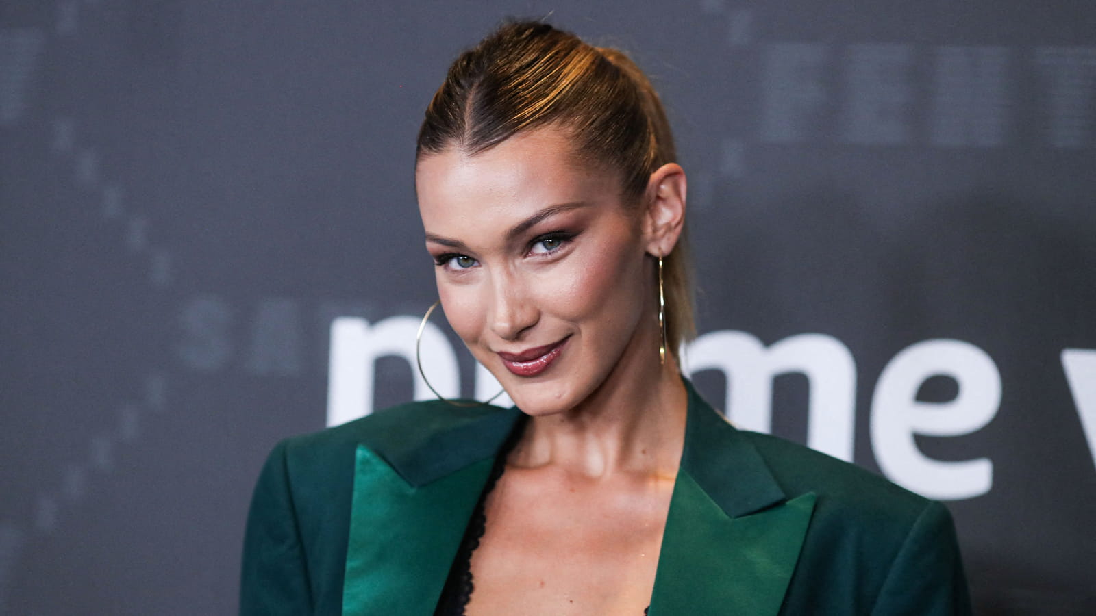 Bella Hadid 
