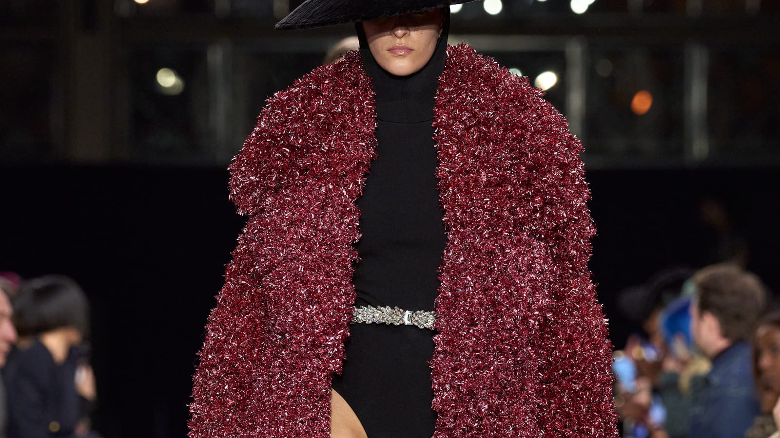 Look 30