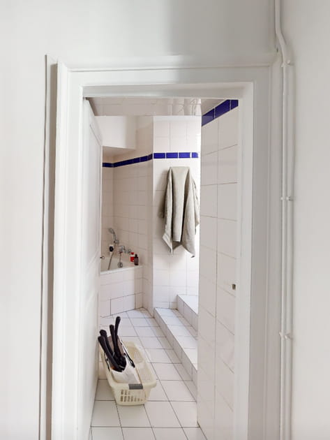 Avant&nbsp;: une salle de bains difficile &agrave; am&eacute;nager