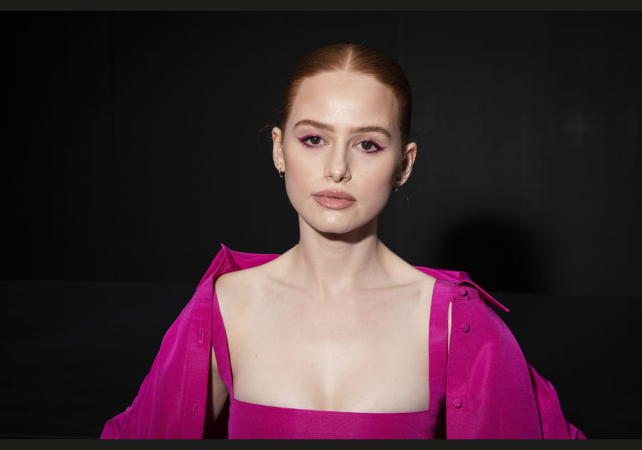 Le liner rose de Madelaine Petsch