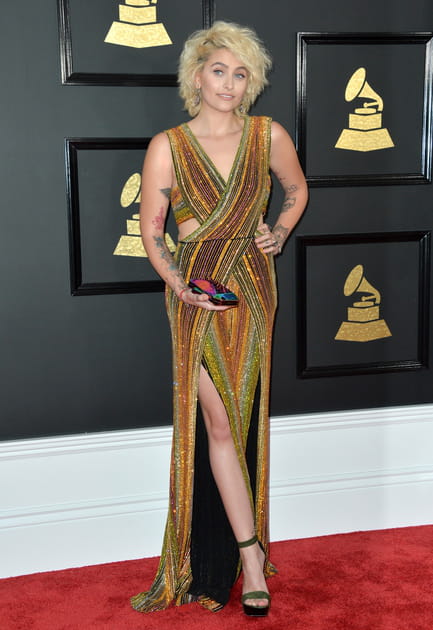 Paris Jackson en robe lurex et paillettes