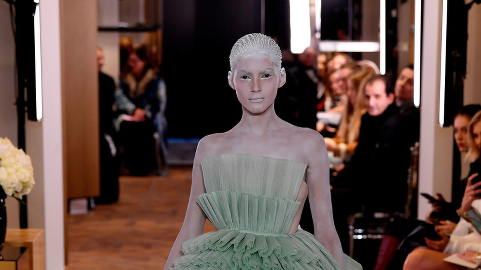 Look 35