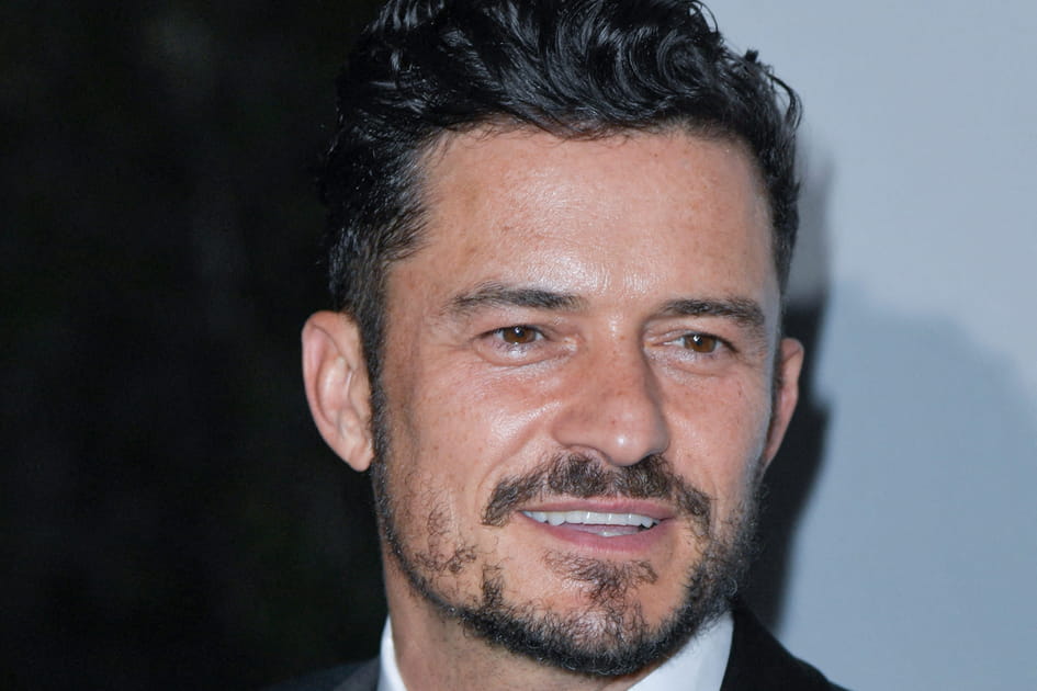 La moustache extra brune d'Orlando Bloom