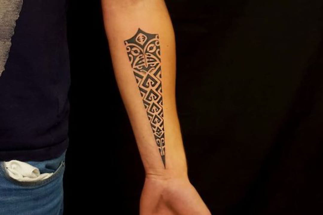 Tatouage Avant Bras Homme Tribal Signification Tatouage tribal sur l'avant-bras