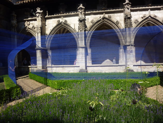 Les voûtes filantes du collectif Yok Yok