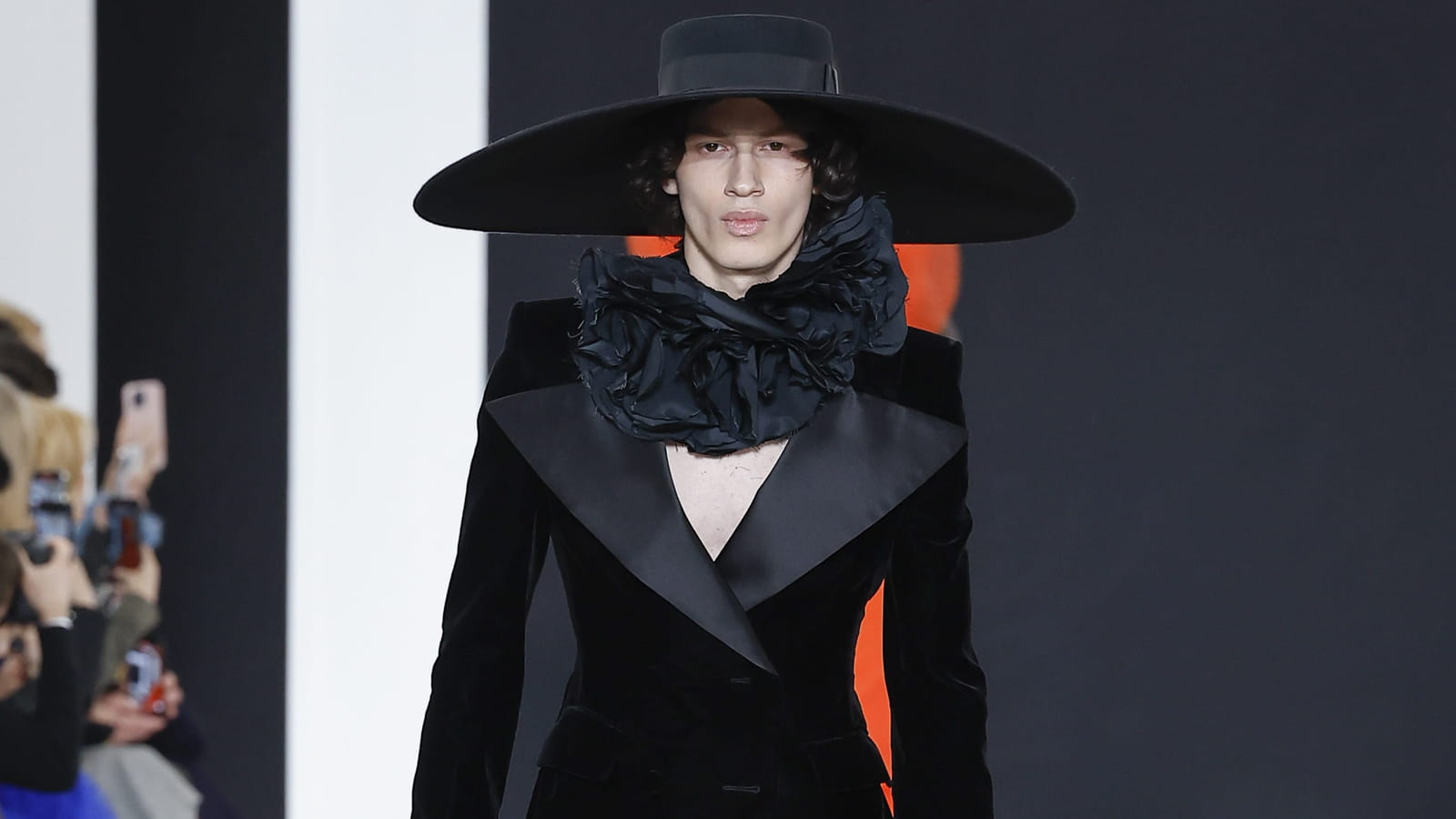 Look 2