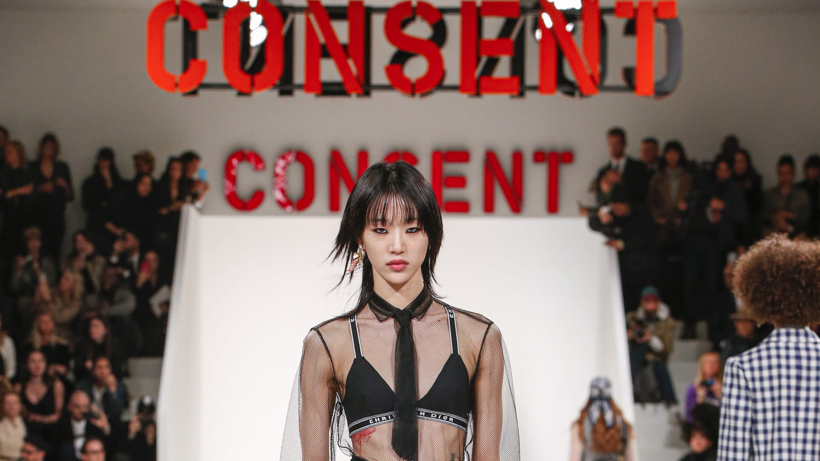 Look 39