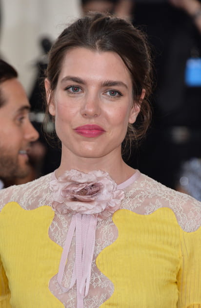 Le chignon tr&egrave;s chic de Charlotte Casiraghi