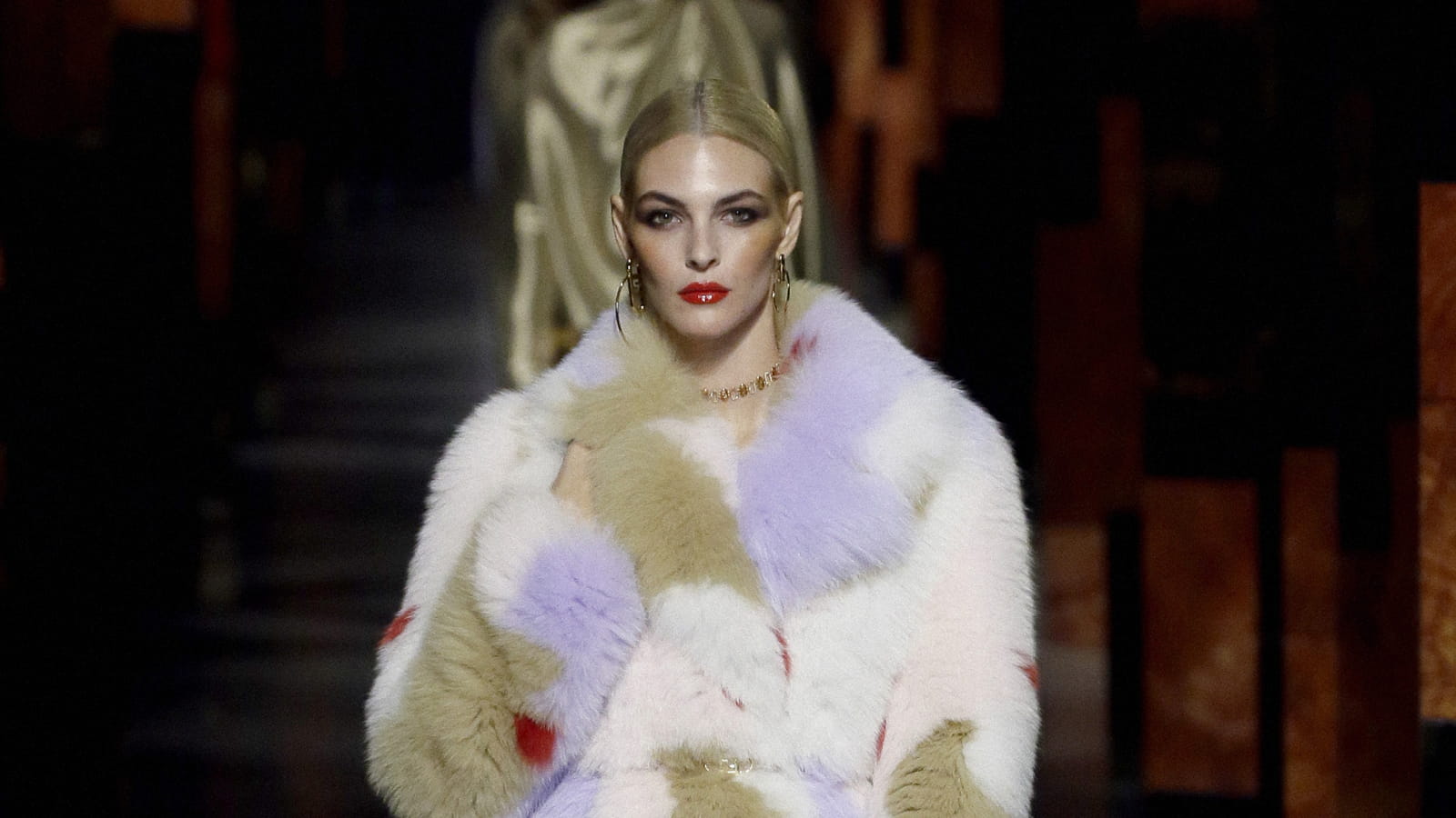 Look 38