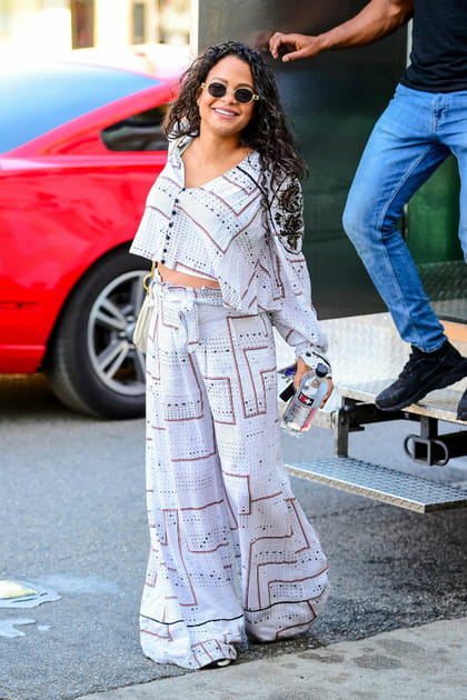 Christina Milian en ensemble pyjama