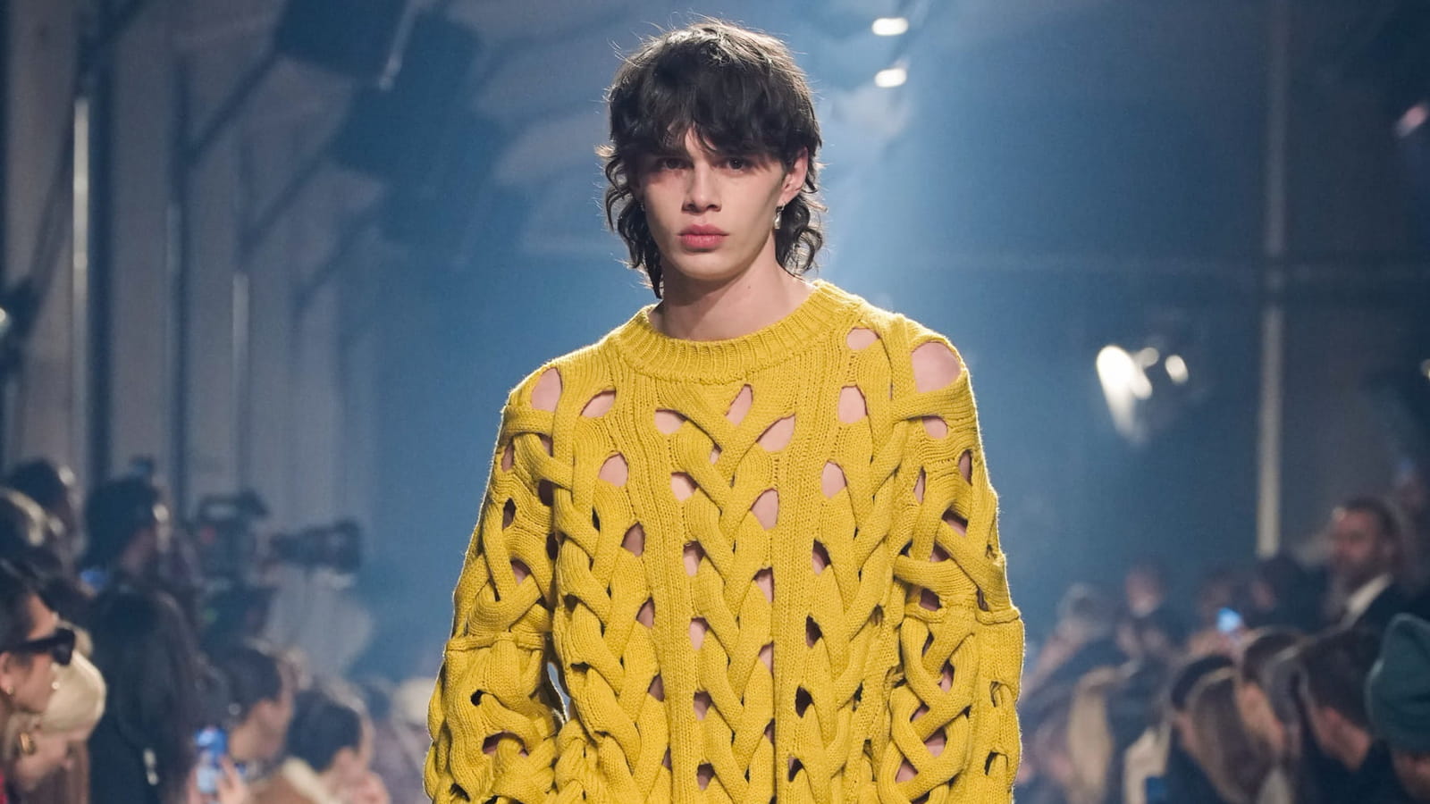 Look 11