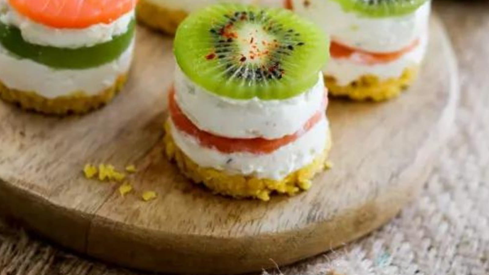 Bouchées de kiwi, truite et fromage frais