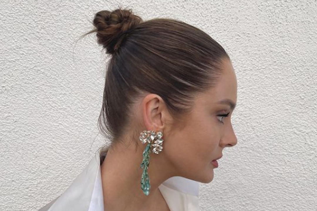 Le chignon plaqué de Chloe