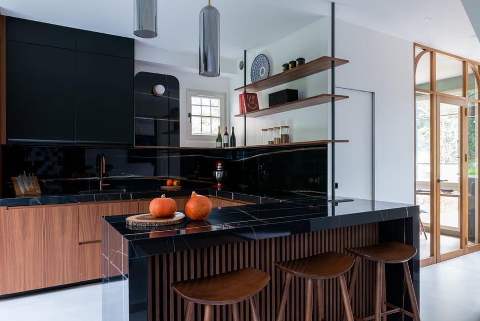 Apr&egrave;s&nbsp;: une cuisine ouverte sur un grand espace de vie