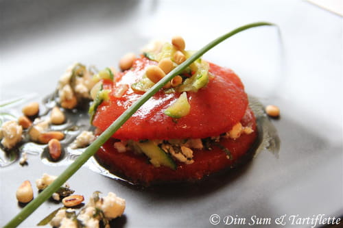 Macaron tomate, basilic et fromage frais