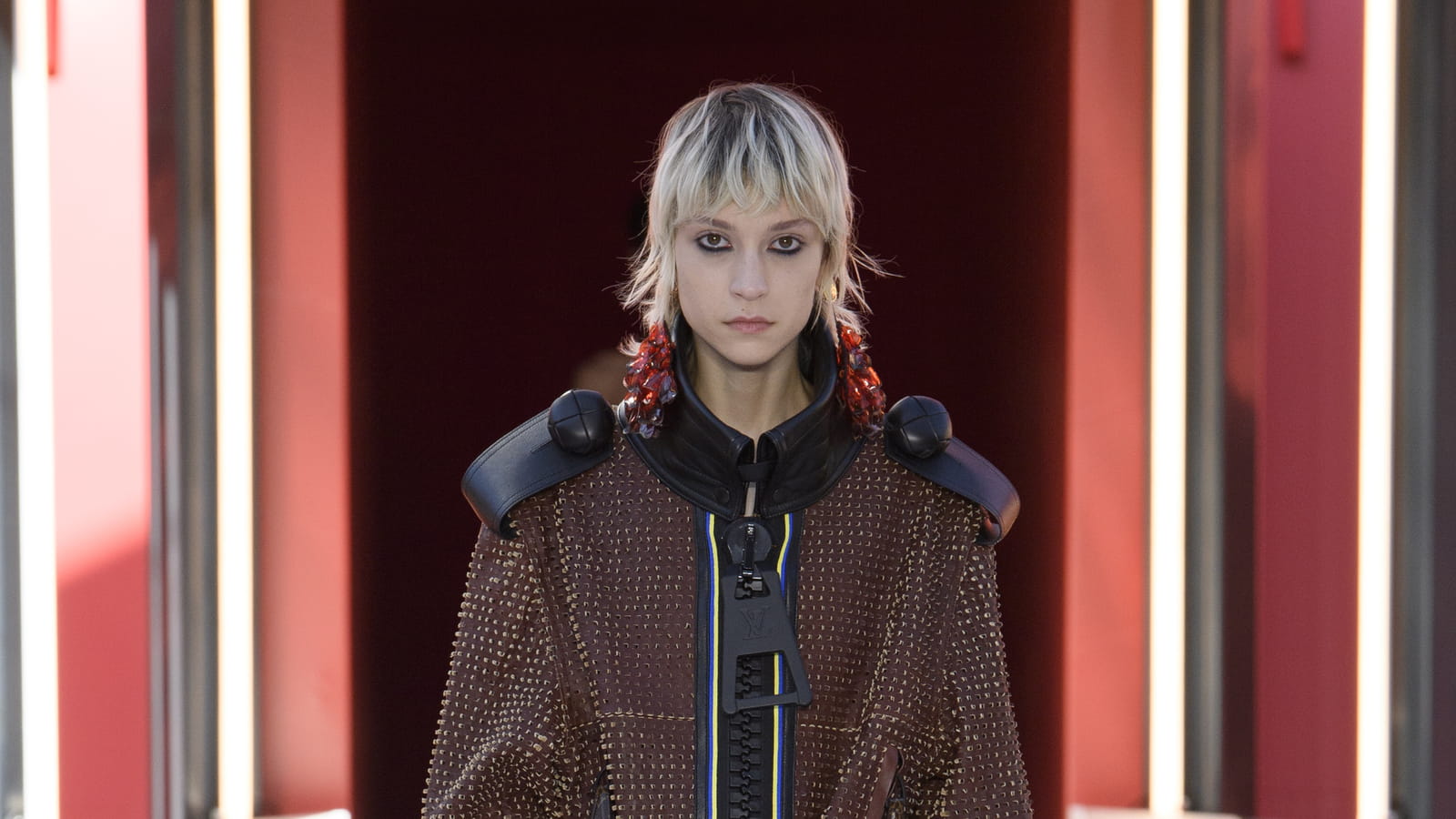 Look 32
