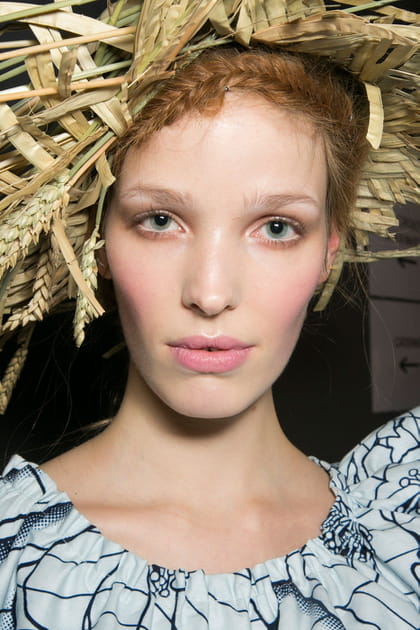 Tresse chapeaut&eacute;e