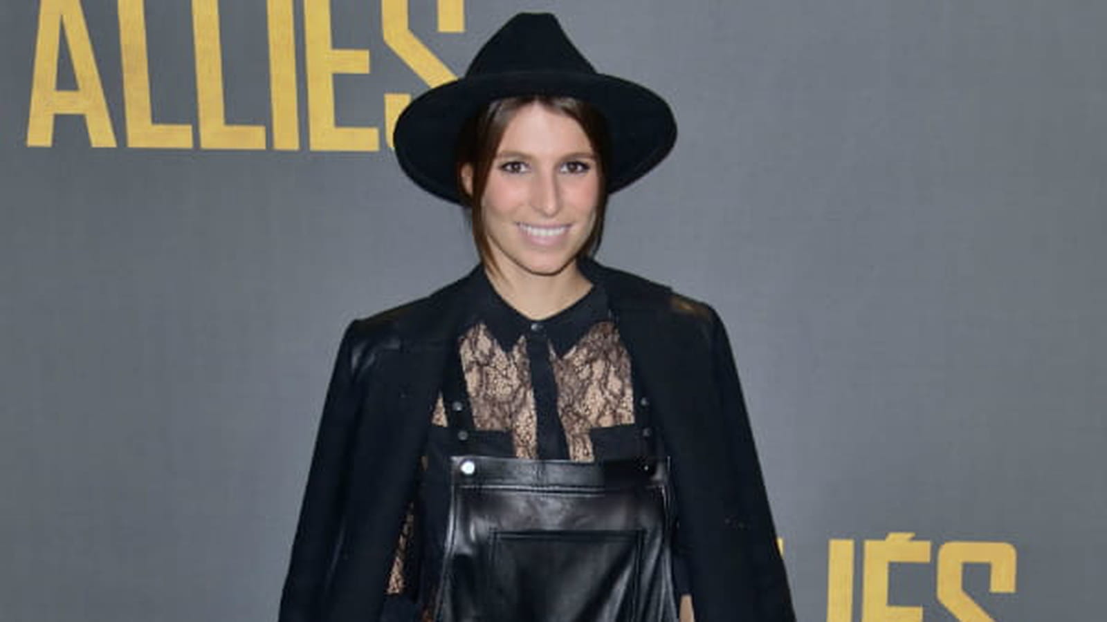 Laury Thilleman le 20 novembre 2016